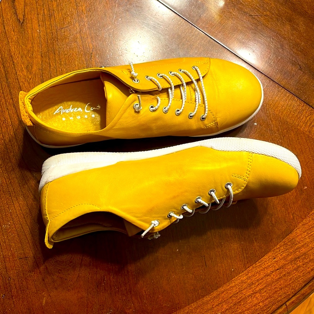 Women's Andrea Conti low-top Leather Sneakers-Yellow- size EU 39 US 8 1/2